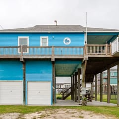 Gulf Views, Steps to Beach, 2 King Beds, 3Bd/2Bth