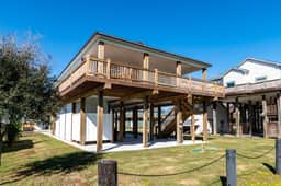 3 Bd/2.5 Bth, King Bed, Pet Friendly - Image 2