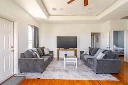 Beach Views, 3 King Suites,  15 Guests - Sunzout