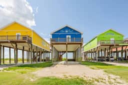 Beachfront, Views, 3bdr/2bth - The Bleu Pearl