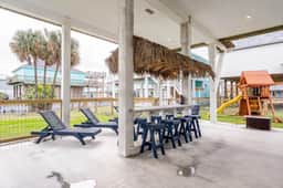 Golf Cart Rental, Playscape, Close to beach - Image 3