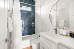 Golf Cart, Elevator, Stylish, 12 guests - LaPerla - Image 5