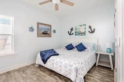 Gulf Views, Steps to Beach, 2 King Beds, 3Bd/2Bth