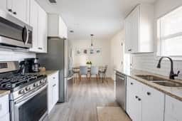 Remodeled 4BR/2BA – Steps from Georgetown Square
