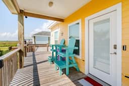 Sarenity - 3Bd/2Bth, 8 Guests, Pet Friendly