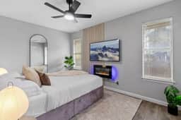 Easy Austin Living | 3BR Near Downtown + Park - Image 2