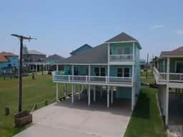 Reel Sunshine: 4BR/2BA - Beach, Solved - Image 5