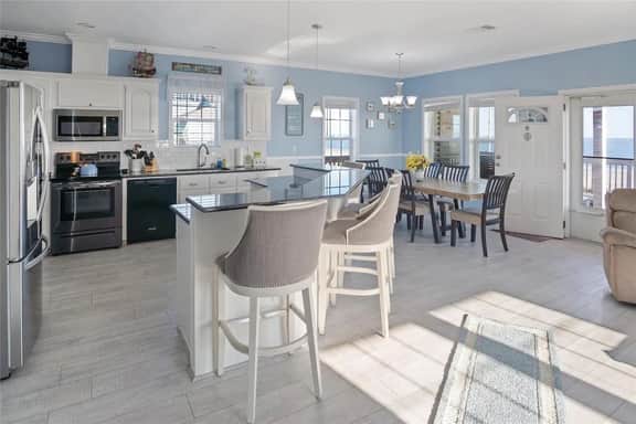 Beachfront Home w/ Huge Deck, Sleeps 10