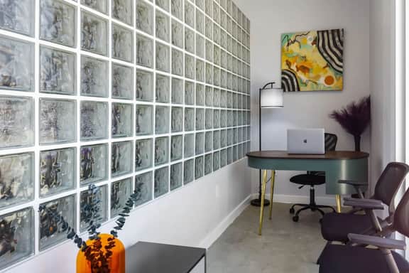 East Austin Oasis - Close to everything; leaves out nothing
