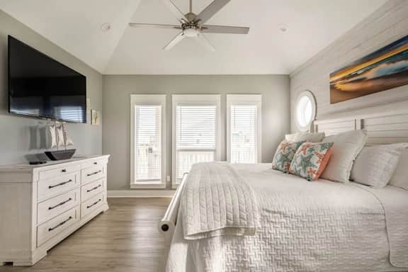 Golf Cart Rental, Playscape, Close to beach