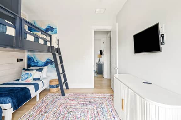 Golf Cart, Elevator, Stylish, 12 guests - LaPerla