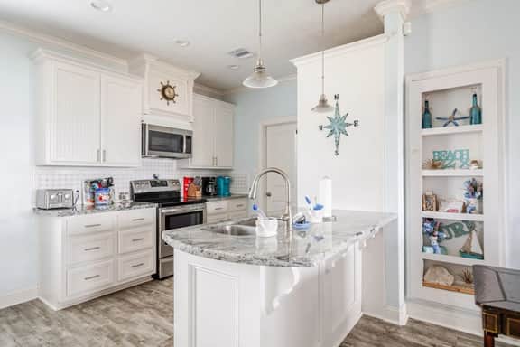 Gulf Views, Steps to Beach, 2 King Beds, 3Bd/2Bth