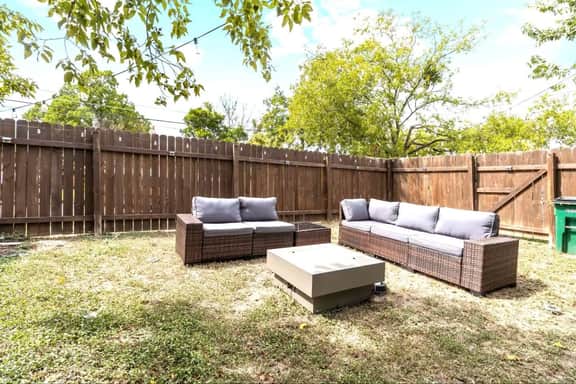 Stylish 3-Bedroom Austin Home in a Seriously Convenient Location - Image 3