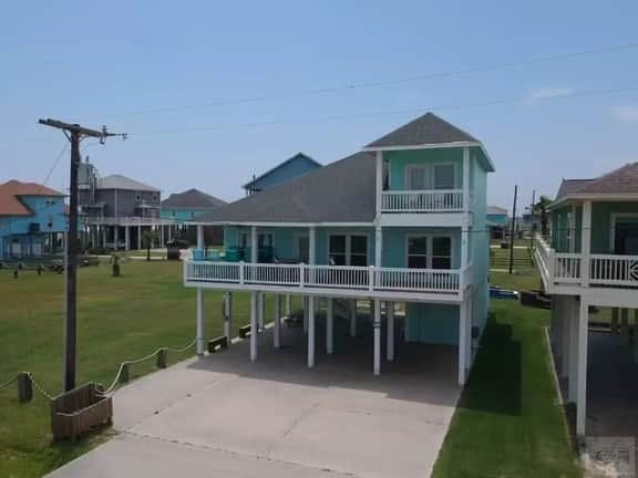Reel Sunshine: 4BR/2BA - Beach, Solved - Image 5