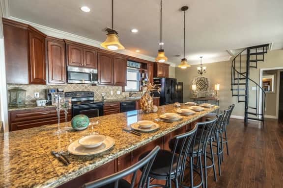 Amazing Views, 4bd/2bth, Deck, Easy Walk to Beach - Image 5