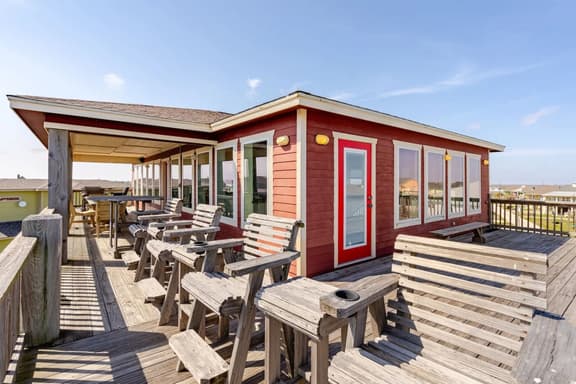 6BR/3Bth Beach House | Game Deck, Grill, 26 Guests - Image 1