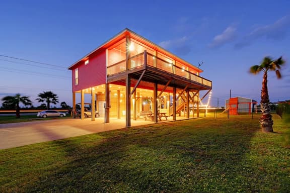 Fire Pit, Playscape, The Red Mermaid Retreat - Image 1