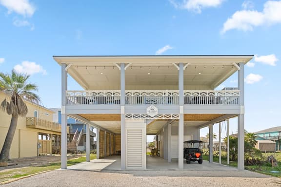 Golf Cart, Elevator, Stylish, 12 guests - LaPerla - Image 1