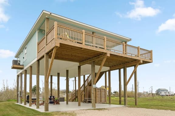 Hot Tub, Pet Friendly, 4Bdr/2Bth, - Aqua Vista - Image 1