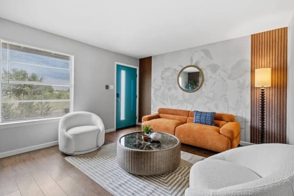Stylish 3-Bedroom Austin Home in a Seriously Convenient Location - Image 1